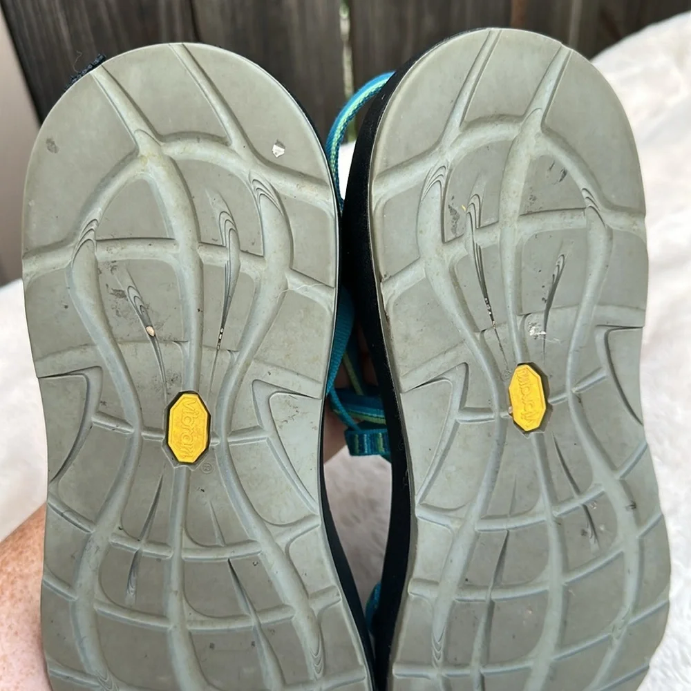 Chaco Turquoise and Black Adventure Sandals Size 8